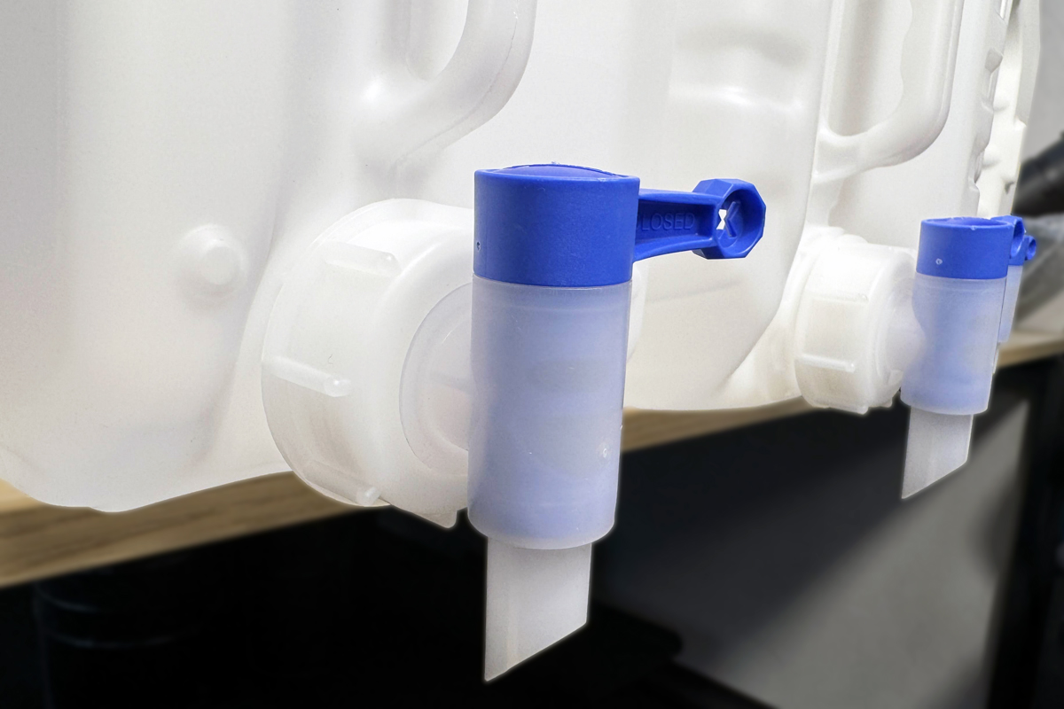 Крышка-кран для канистры