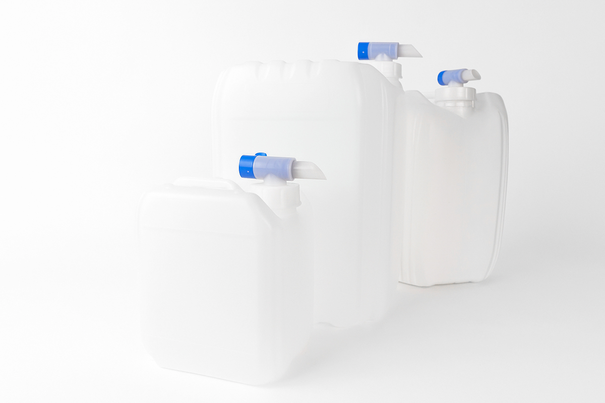 Крышка-кран для канистры